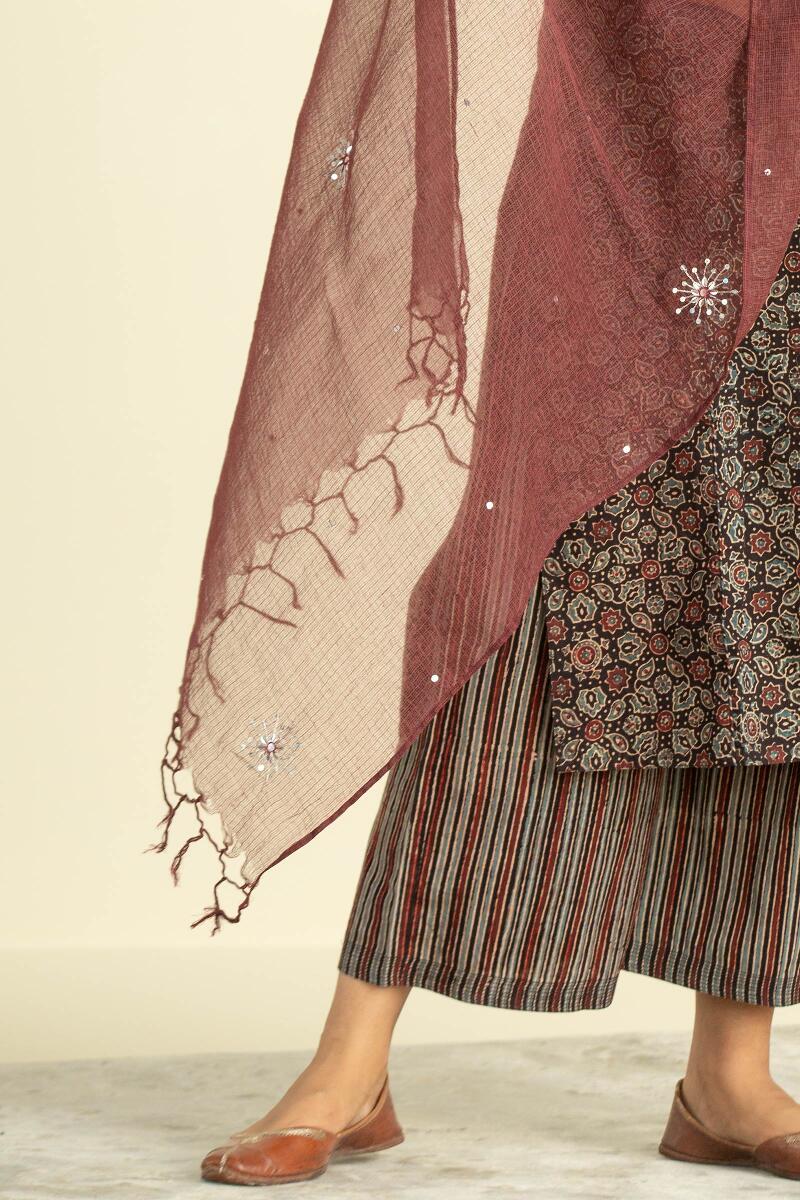 Maroon Handcrafted Kota Dupatta