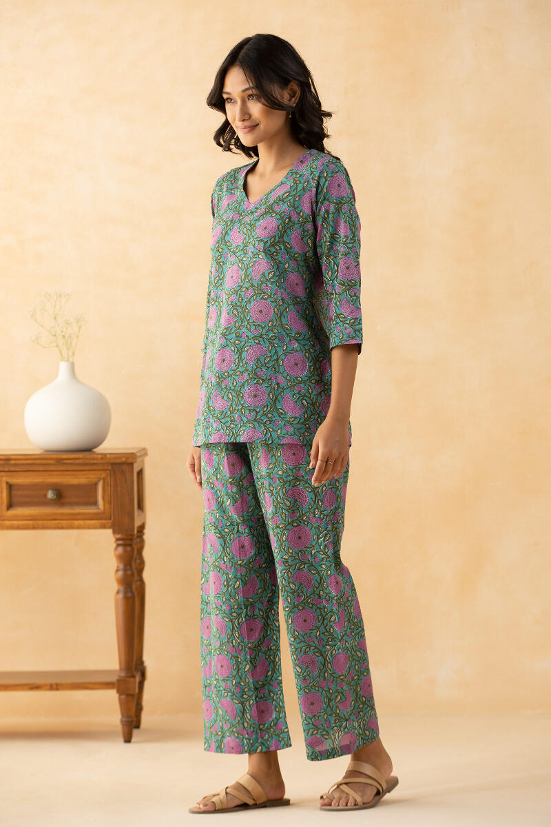 Green Block Printed Cotton Pyjama Set