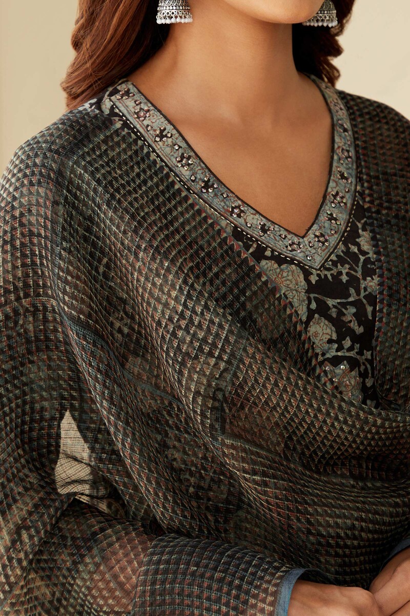 Akola Hand Block-Printed Kota Dupatta