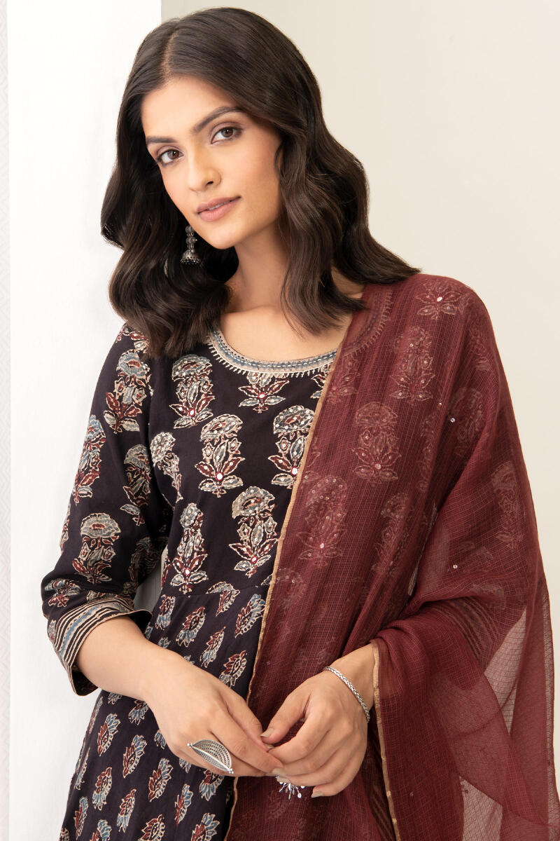 Maroon Handcrafted Kota Dupatta