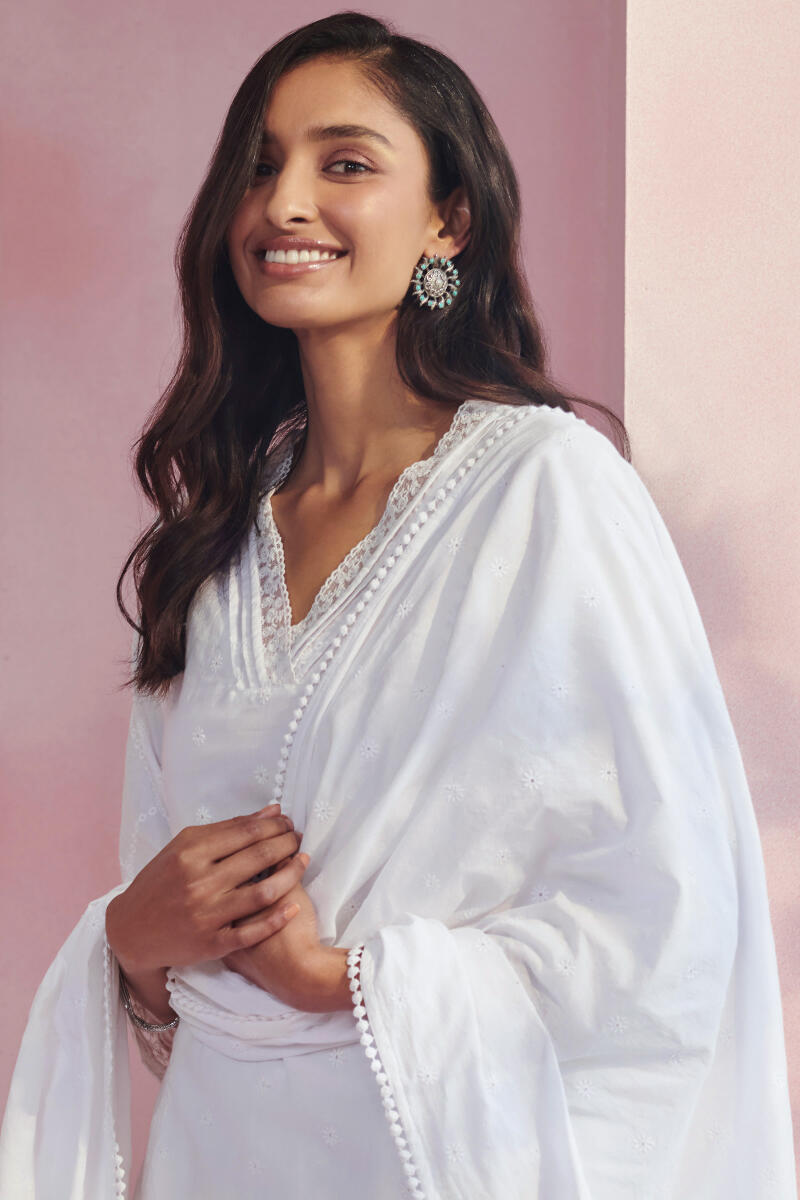 White Handcrafted Cotton Dupatta