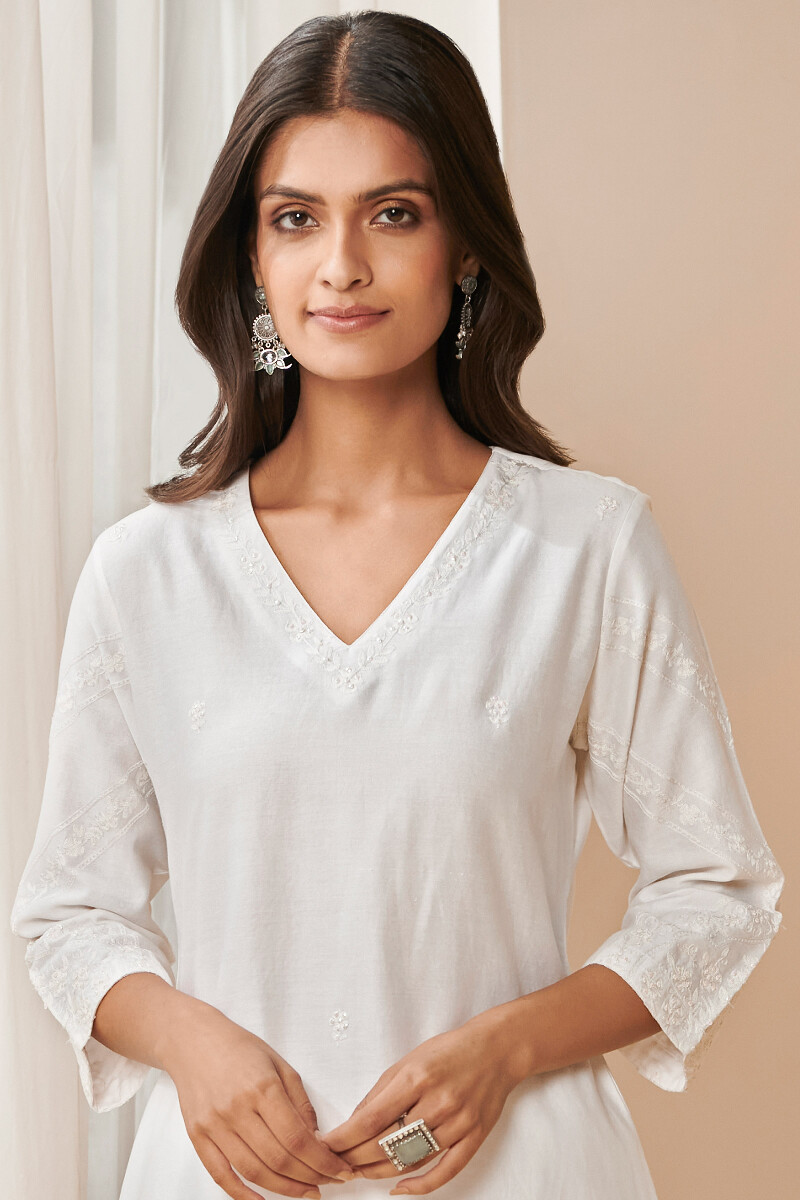 White Handcrafted Straight Chanderi Kurta