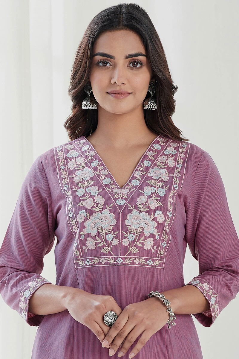 Pink Handcrafted Straight Handloom Kurta
