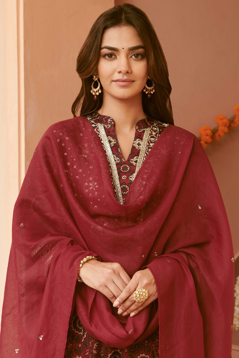 Red Handcrafted Cotton Silk Dupatta
