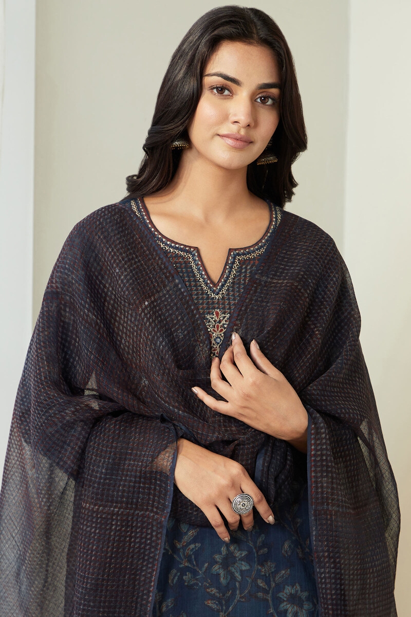 Akola Hand Block-Printed Kota Dupatta