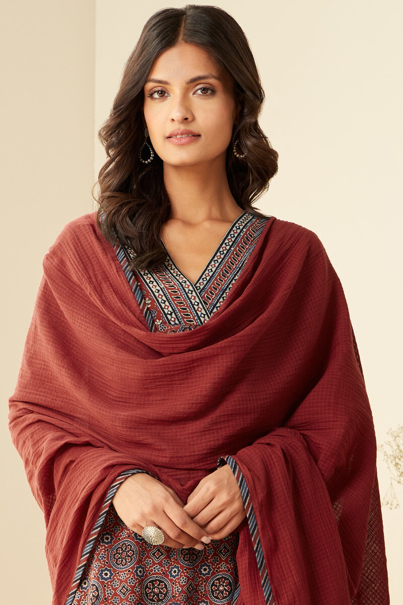 Red Handcrafted Kota Dupatta