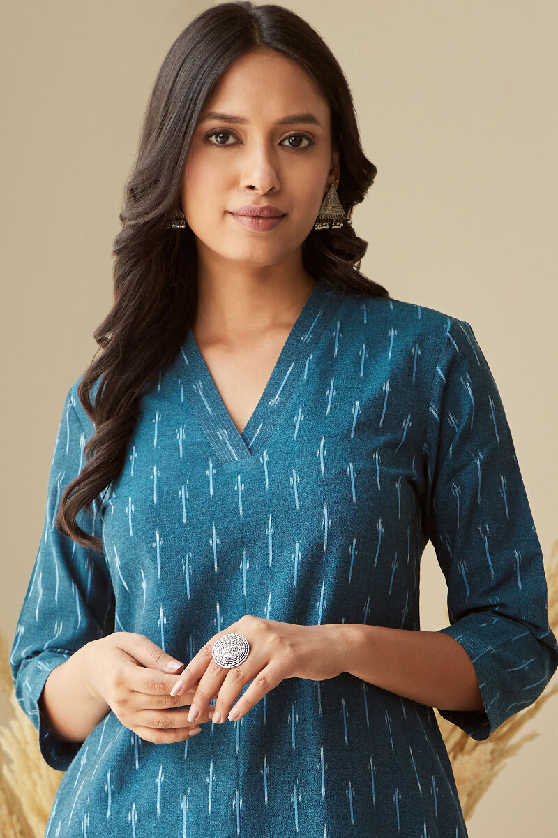 Blue Handcrafted Straight Cotton Polyester Kurta