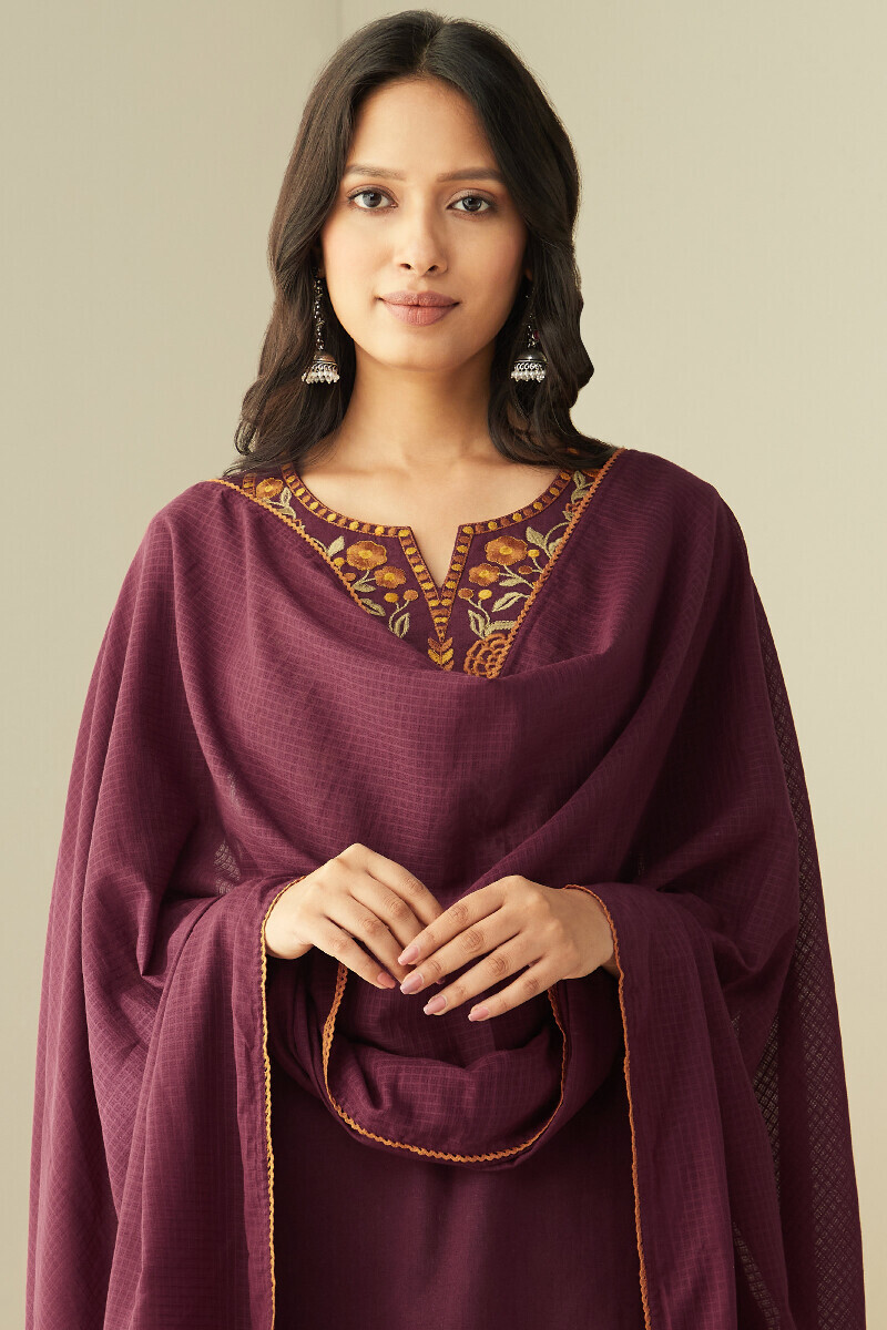 Plum Handcrafted Kota Dupatta