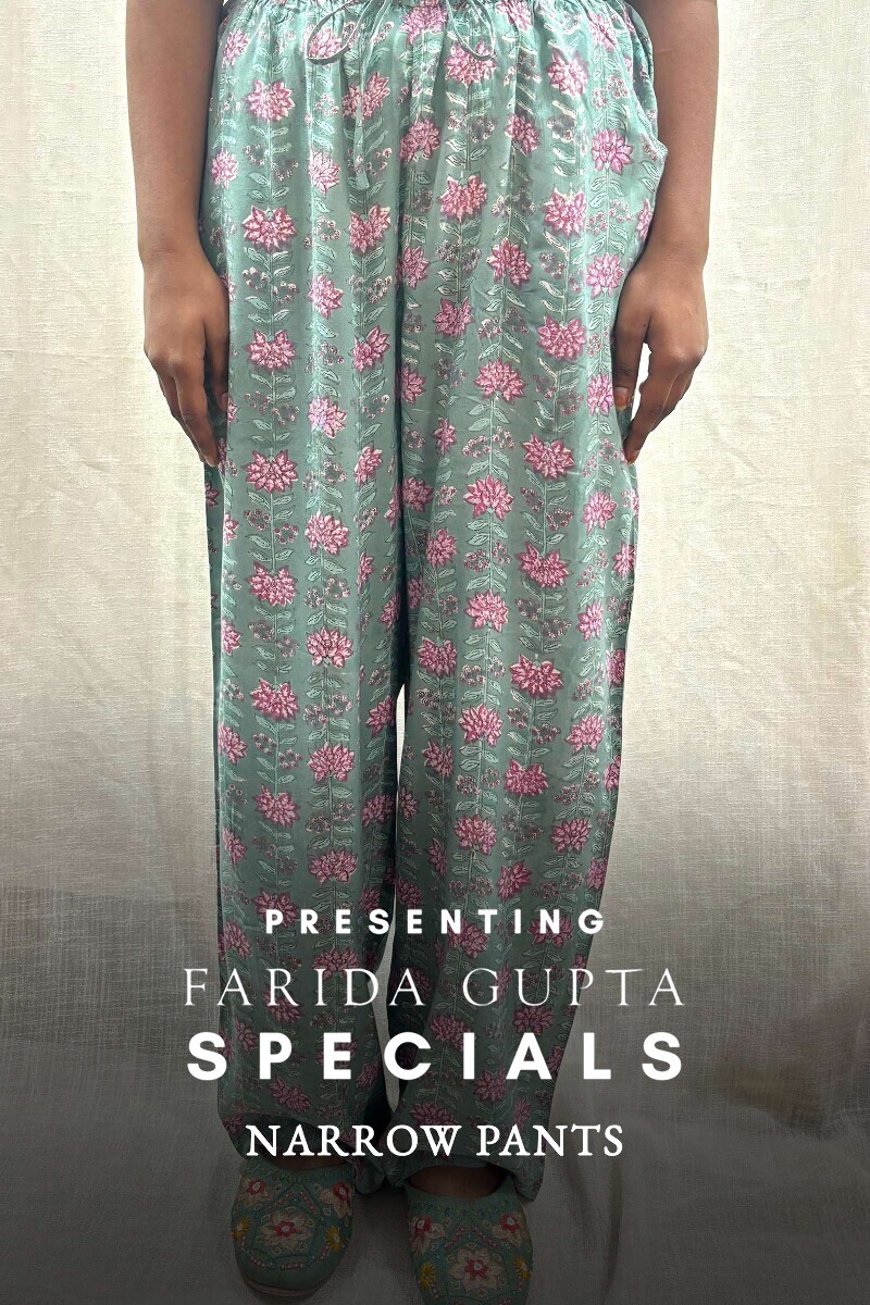 Green Hand Screen-Printed Narrow Pants