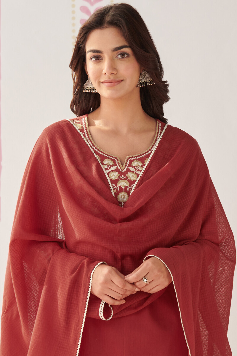 Red Handcrafted Kota Dupatta