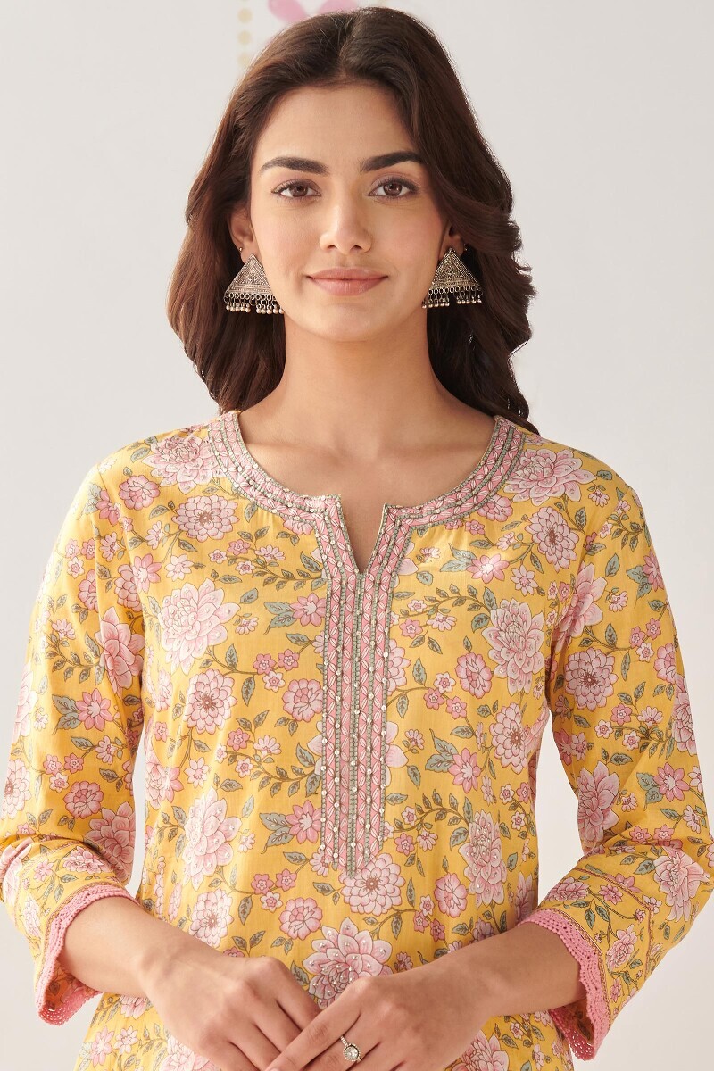 Yellow Hand Printed Straight Cotton Kurta