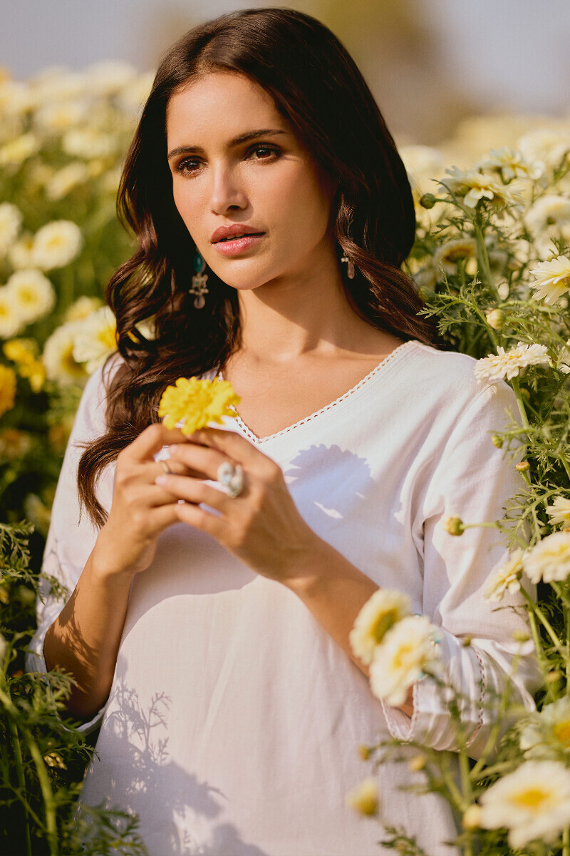 White Handcrafted Straight Cotton Flax Kurta