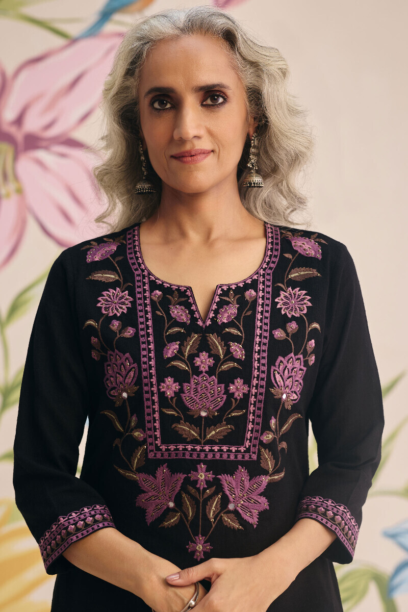 Black Handcrafted Straight Gauze Slub Kurta