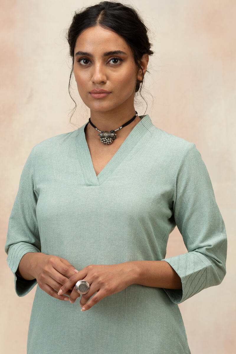 Blue Handcrafted Straight Cotton Kurta