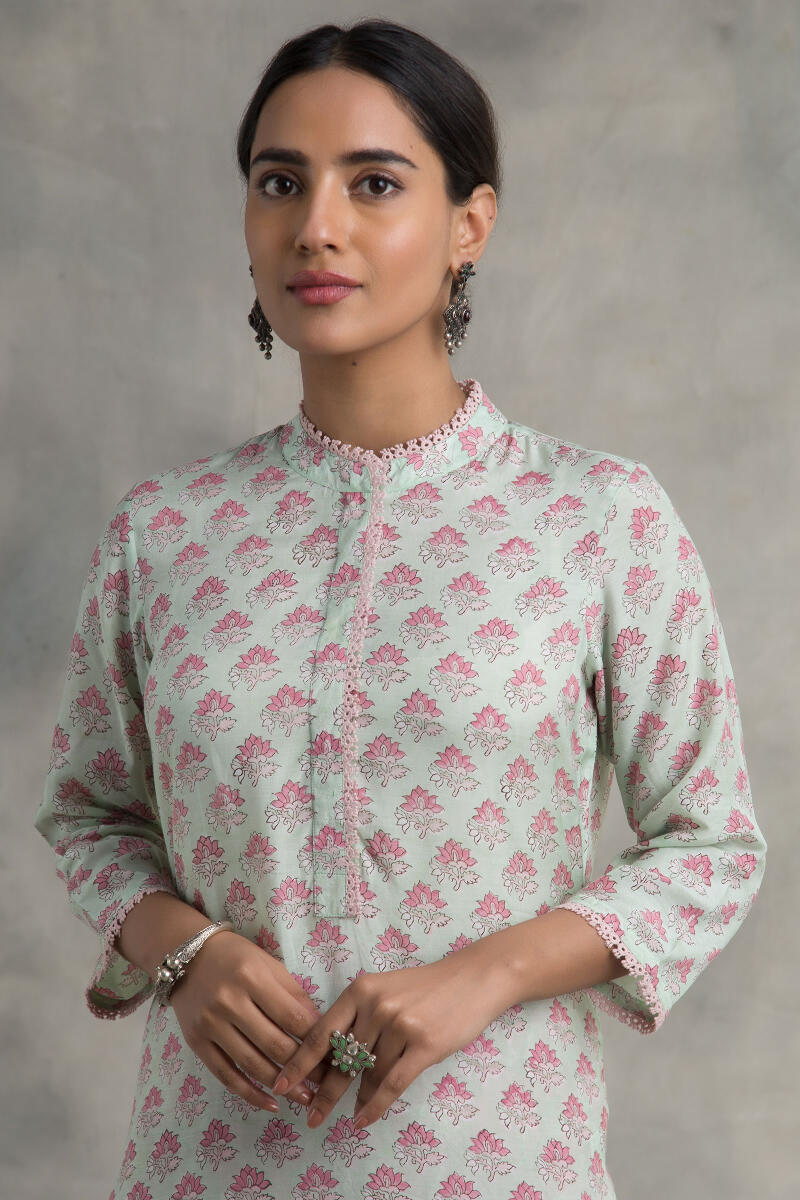 Green Block Printed Straight Muslin Kurta