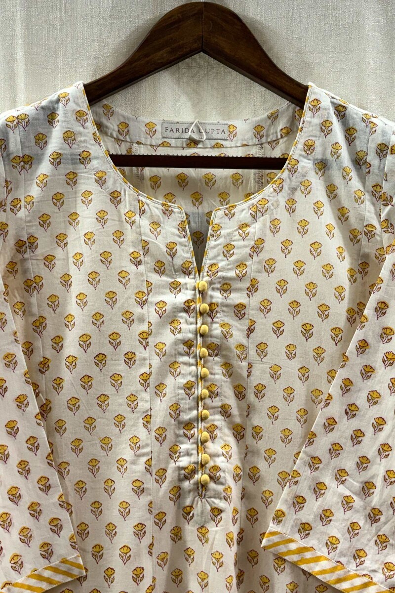 White Hand Screen-Printed Anarkali Kurta