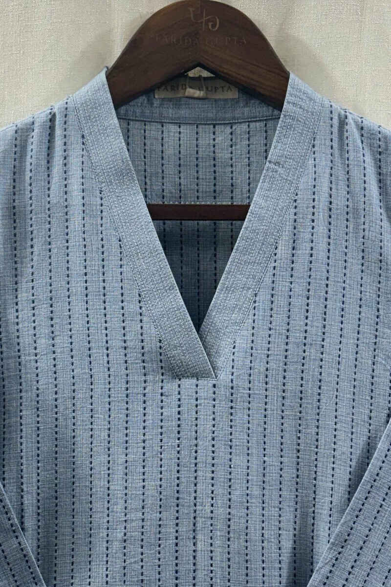 Blue Handcrafted Straight Handloom Cotton Kurta