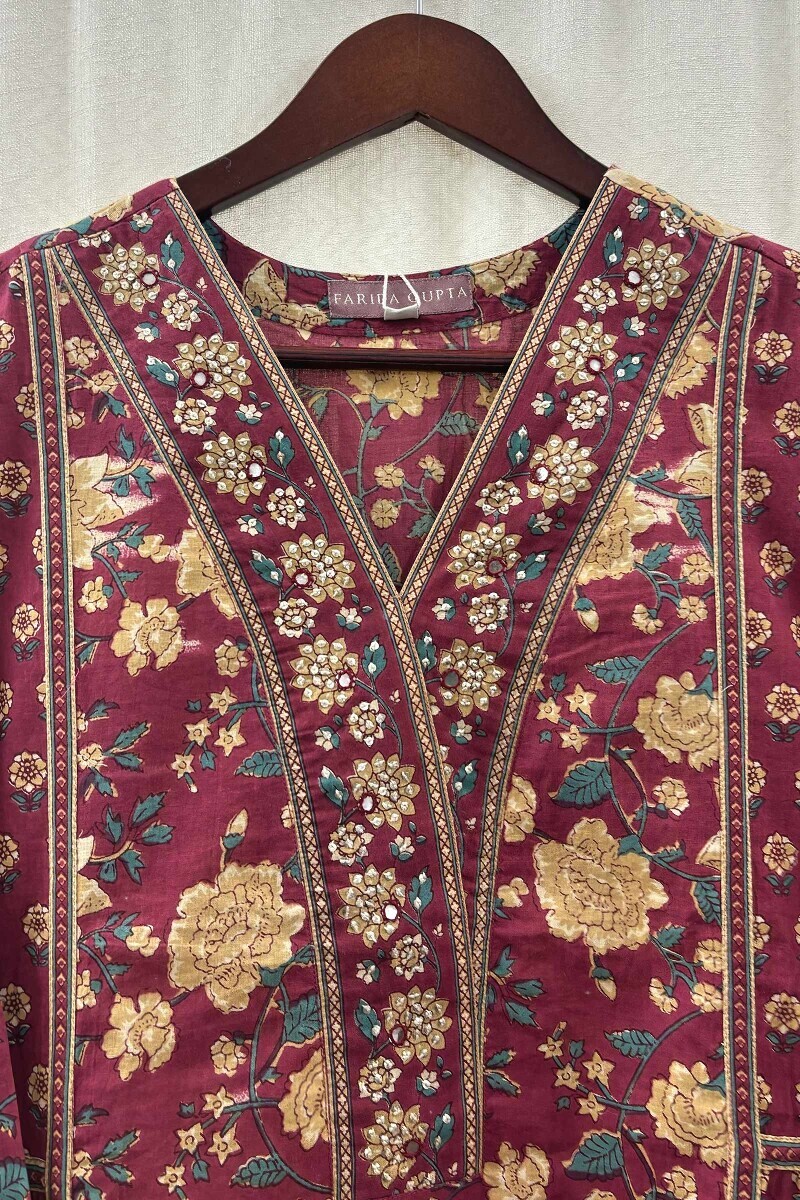 Red Hand Screen-Printed Kurta