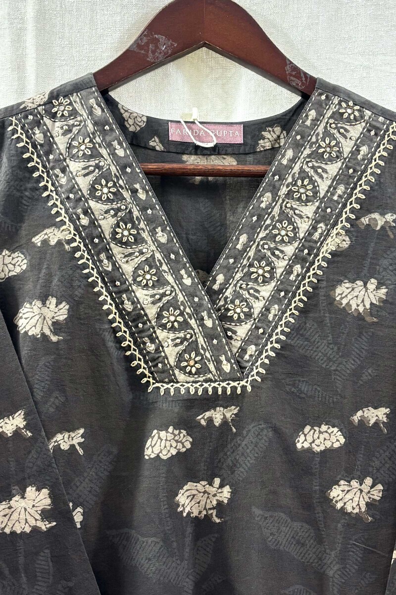 Akola Hand Block-Printed Straight Cotton Kurta