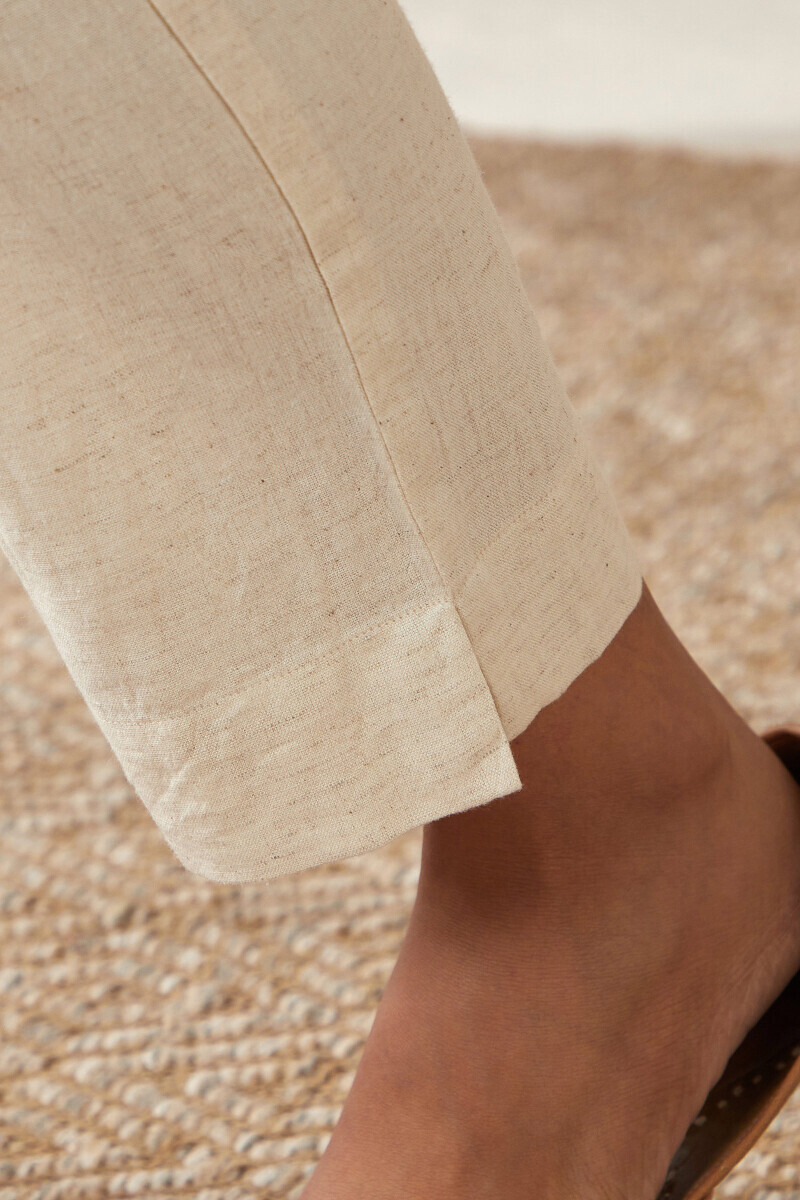 Handcrafted Cotton Narrow Pants