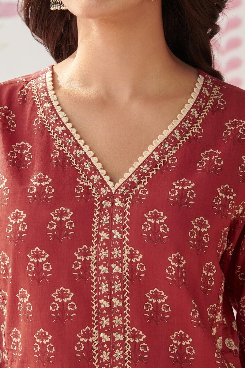 Red Hand Printed Straight Cotton Kurta