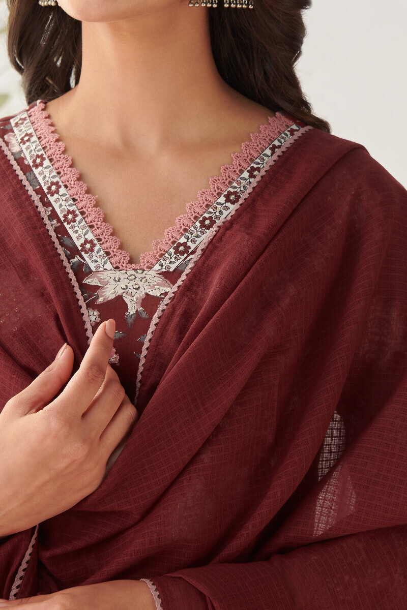 Maroon Handcrafted Kota Dupatta