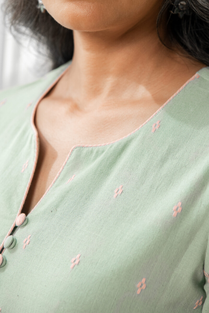 Green Handcrafted Straight Handloom Kurta
