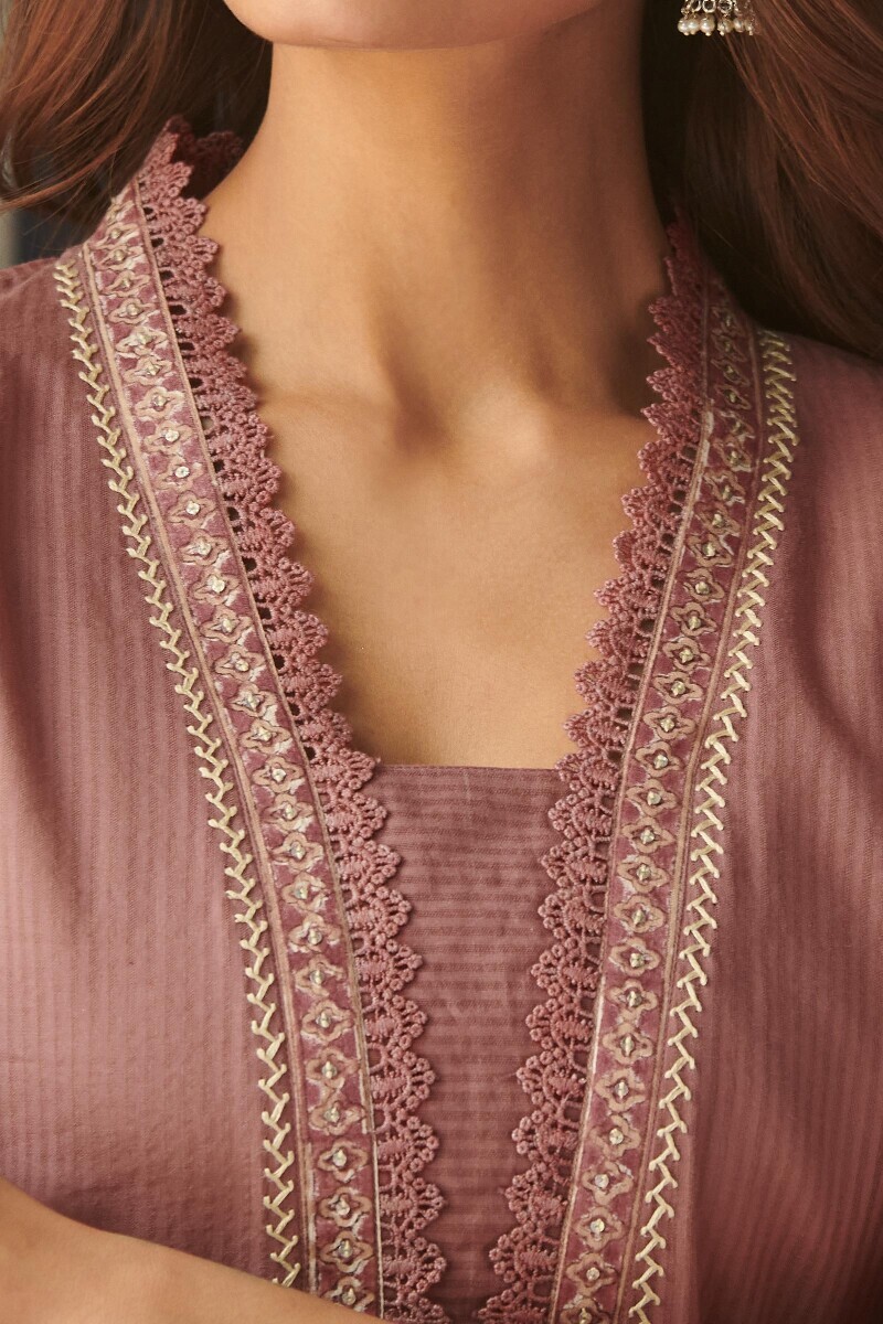 Mauve Handcrafted Straight Cotton Dobby Kurta