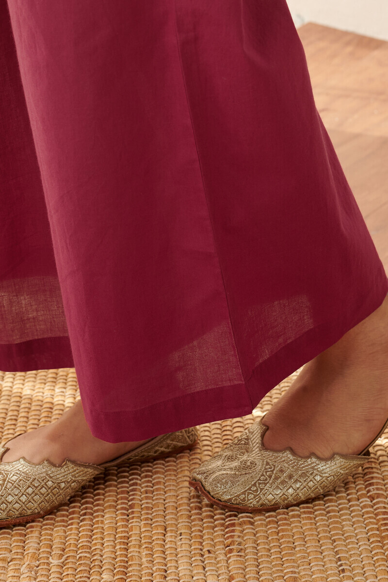 Red Handcrafted Cotton Farsi