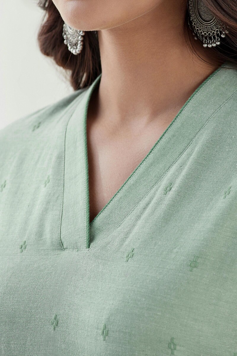 Green Handcrafted Straight Handloom Kurta