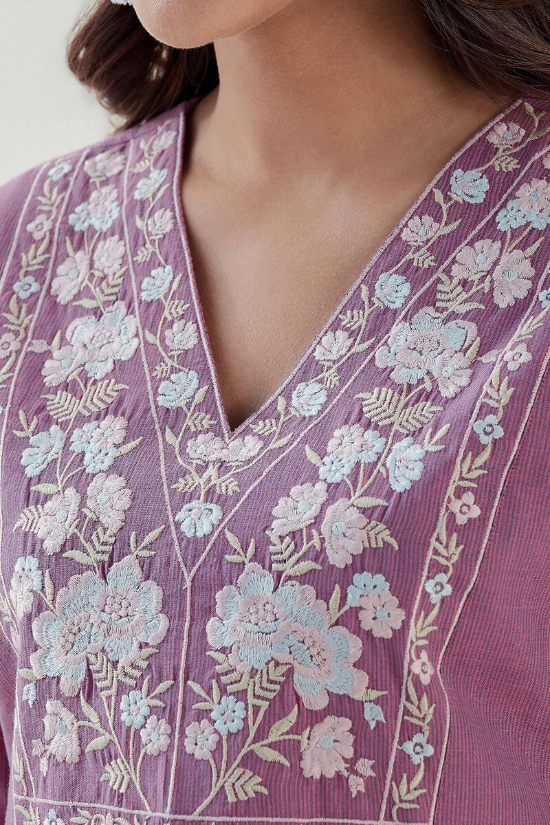 Pink Handcrafted Straight Handloom Kurta