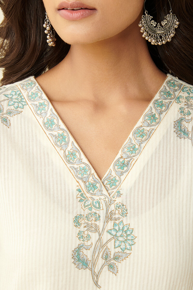 Off-White Block Printed Straight Line Dobby Kurta