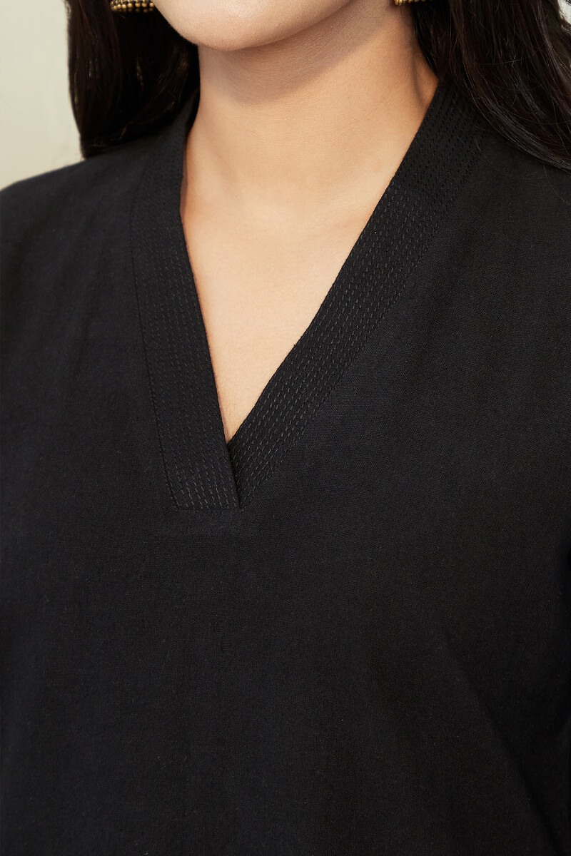 Black Handcrafted Straight Cotton Kurta