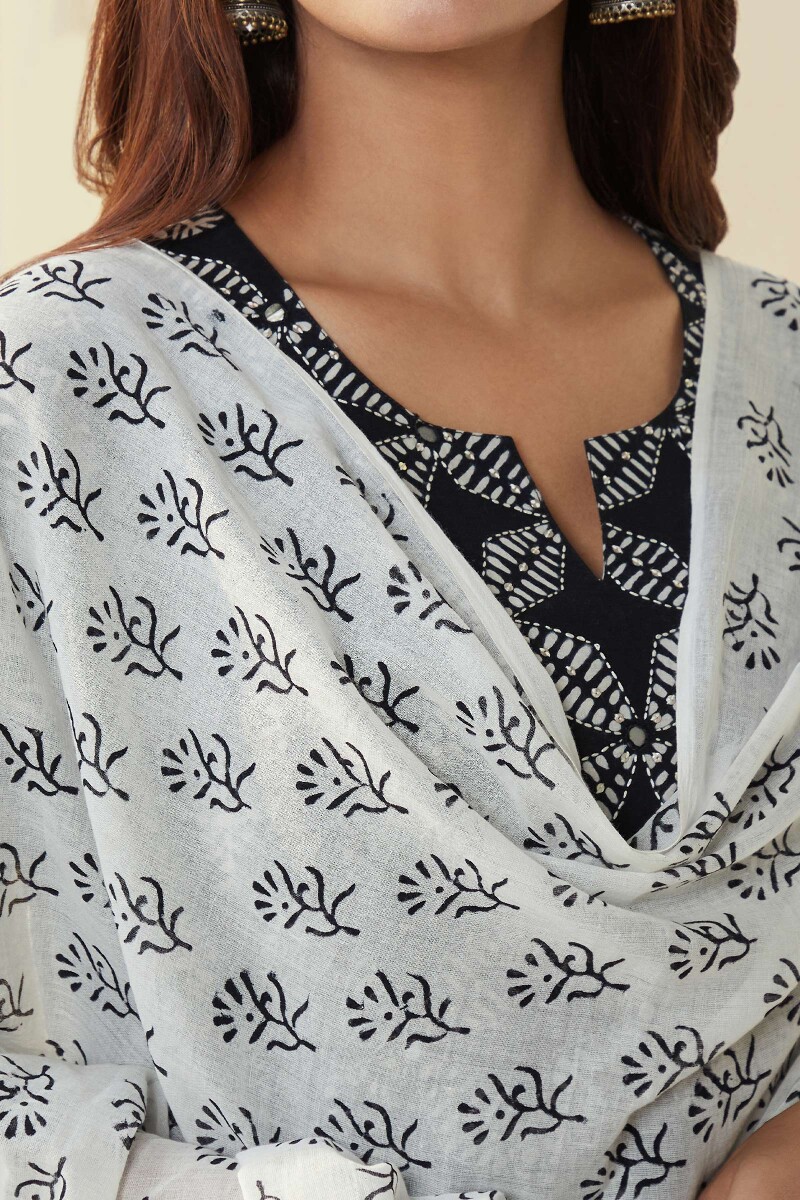 White Hand Block-Printed Cotton Mul Dupatta