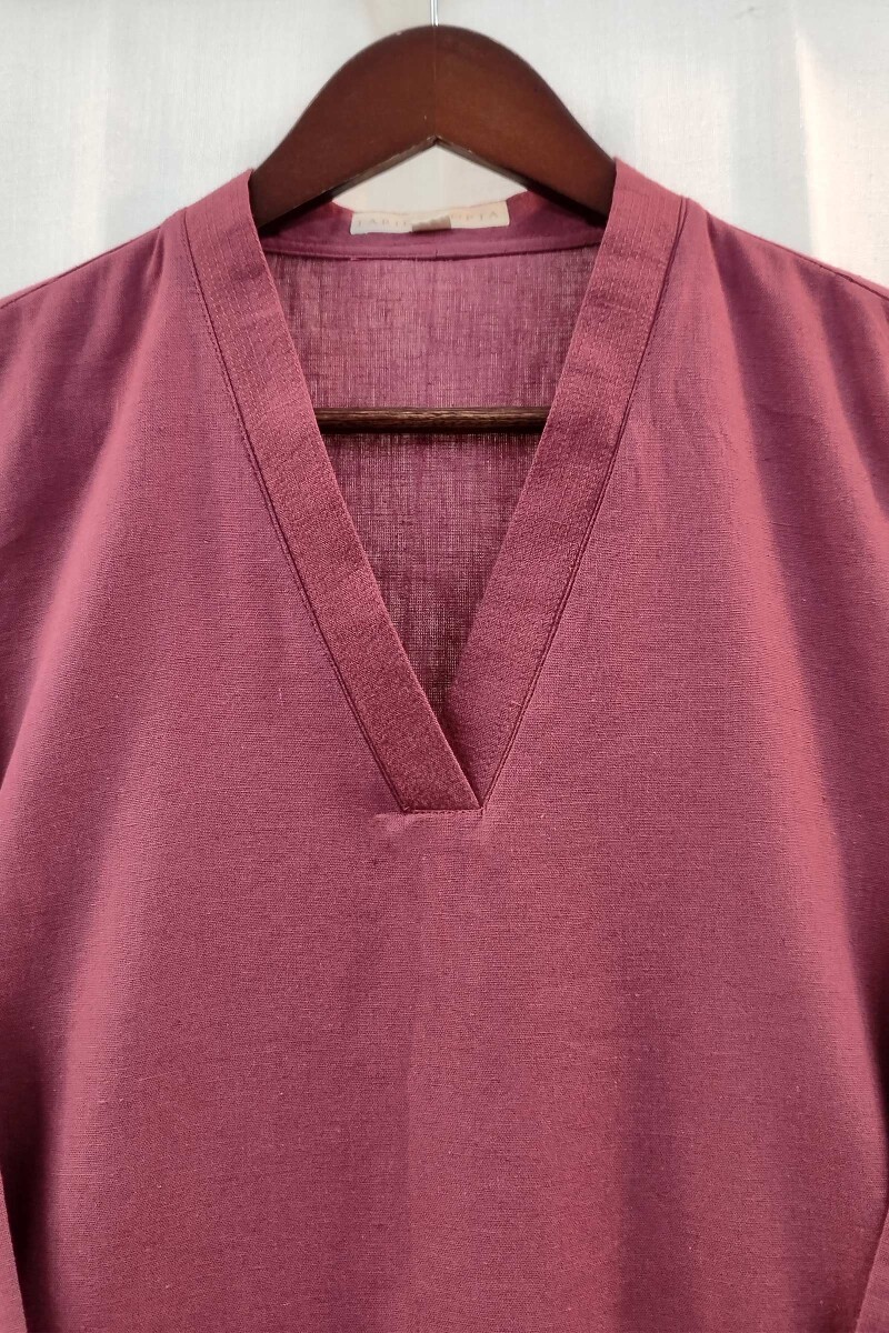 Maroon Handcrafted Straight Handloom Cotton Kurta