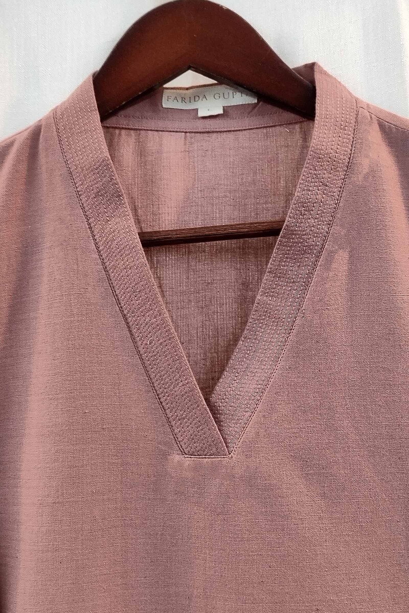 Mauve Handcrafted Straight Handloom Cotton Kurta