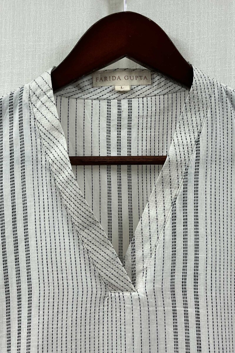 White Handcrafted Straight Handloom Cotton Kurta