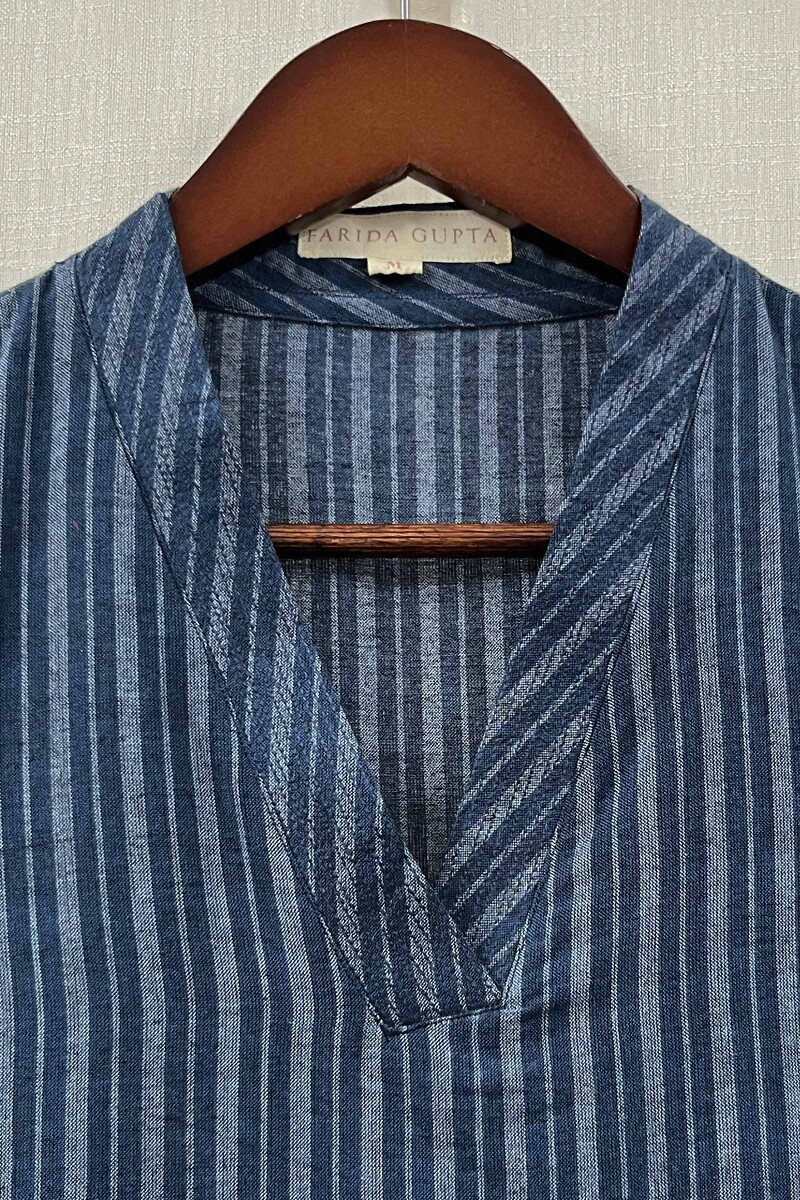 Blue Handcrafted Straight Handloom Cotton Kurta