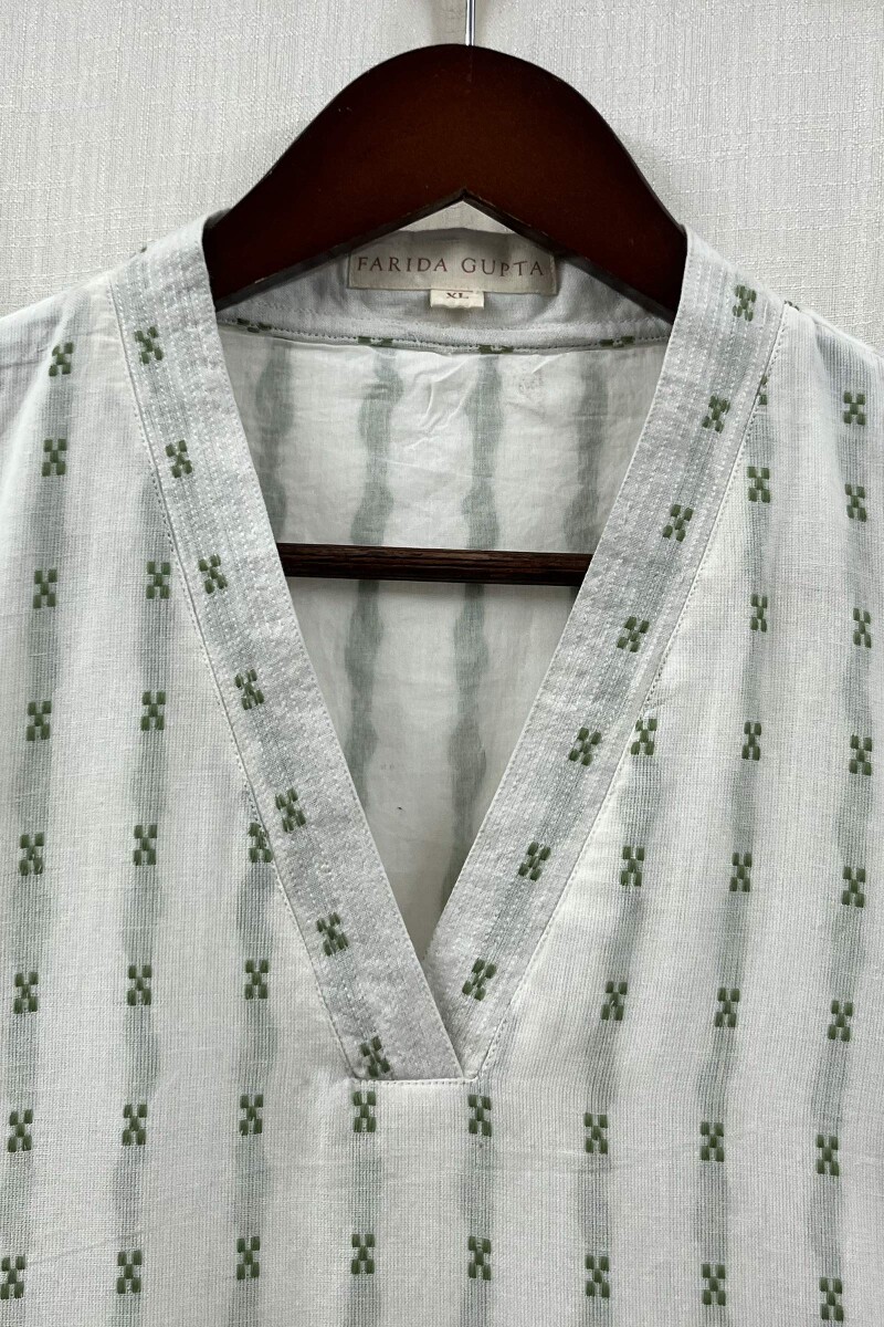 White Handcrafted Straight Handloom Cotton Kurta