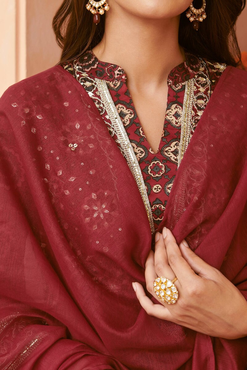 Red Handcrafted Cotton Silk Dupatta