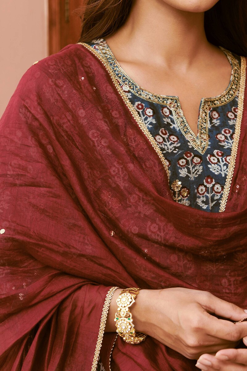 Maroon Handcrafted Cotton Silk Dupatta