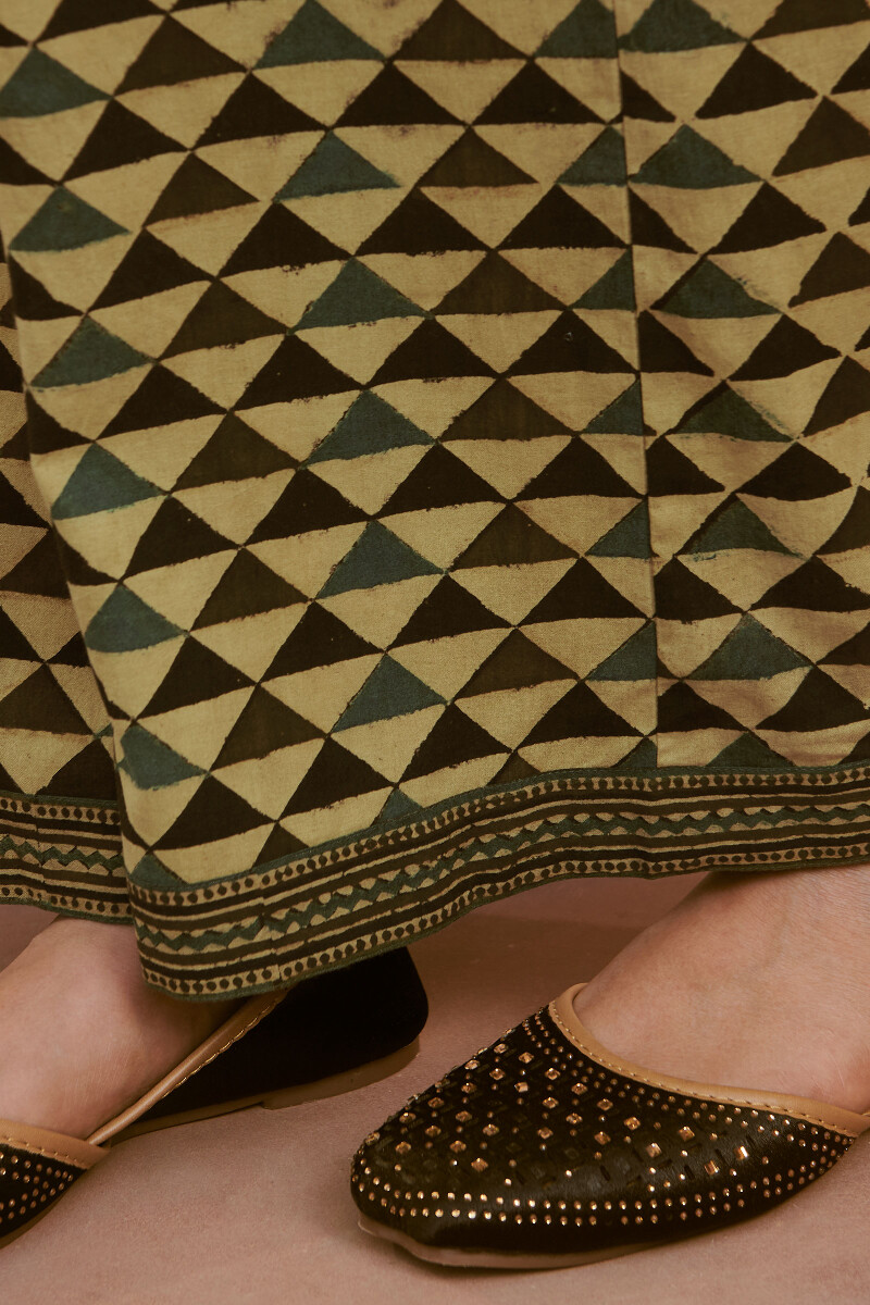 Ajrak Hand Block-Printed Cotton Farsi