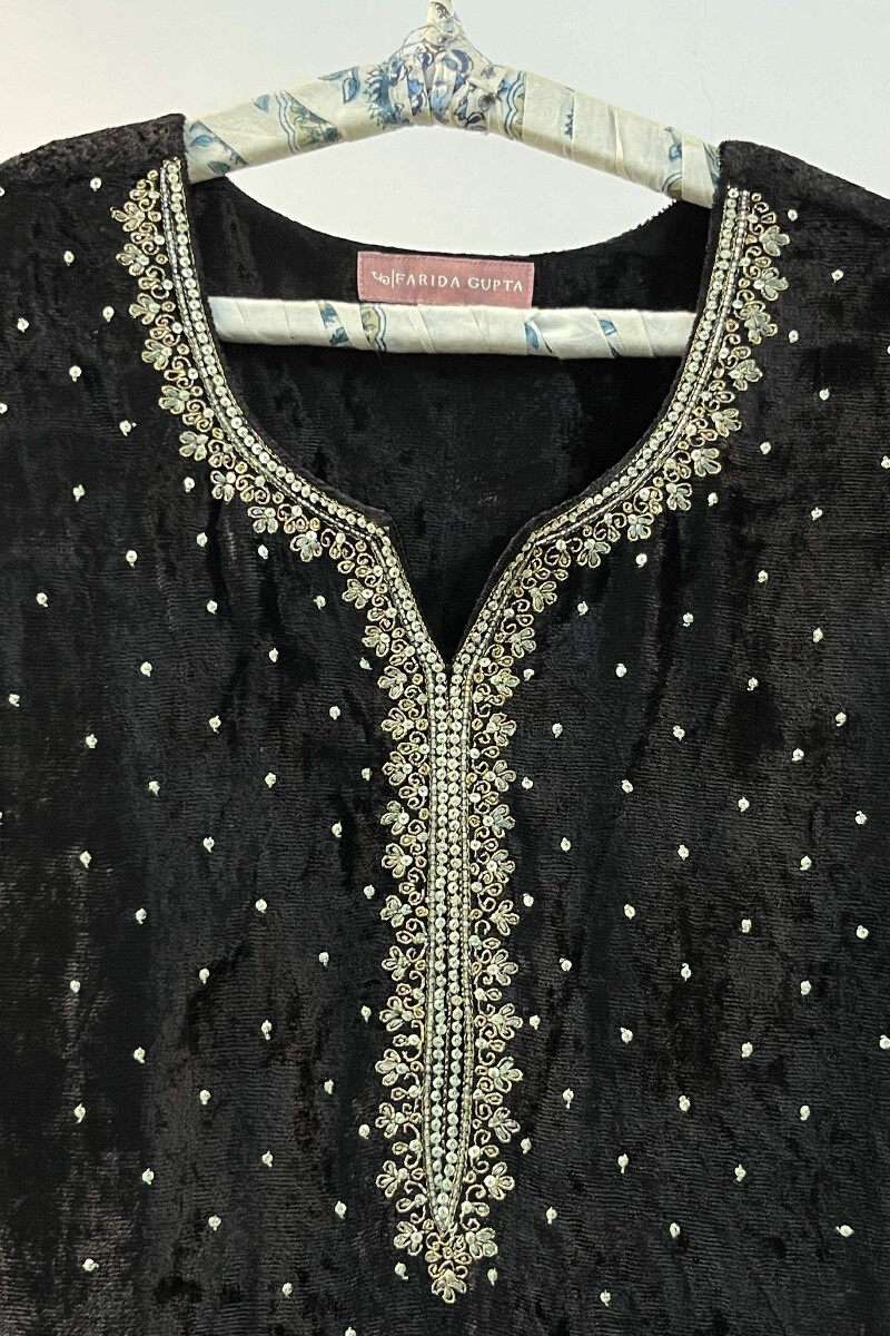 FG Specials: 1 of 1- Black Handcrafted Velvet Kurta & Pants - Size XS