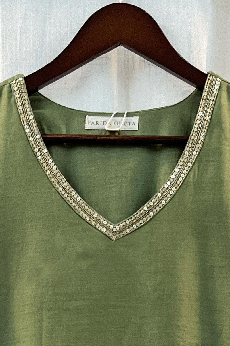 Green Handcrafted Straight Chanderi Kurta