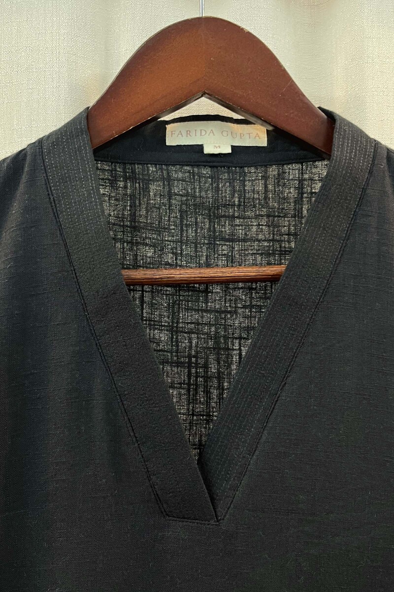 Black Handcrafted Straight Handloom Cotton Kurta
