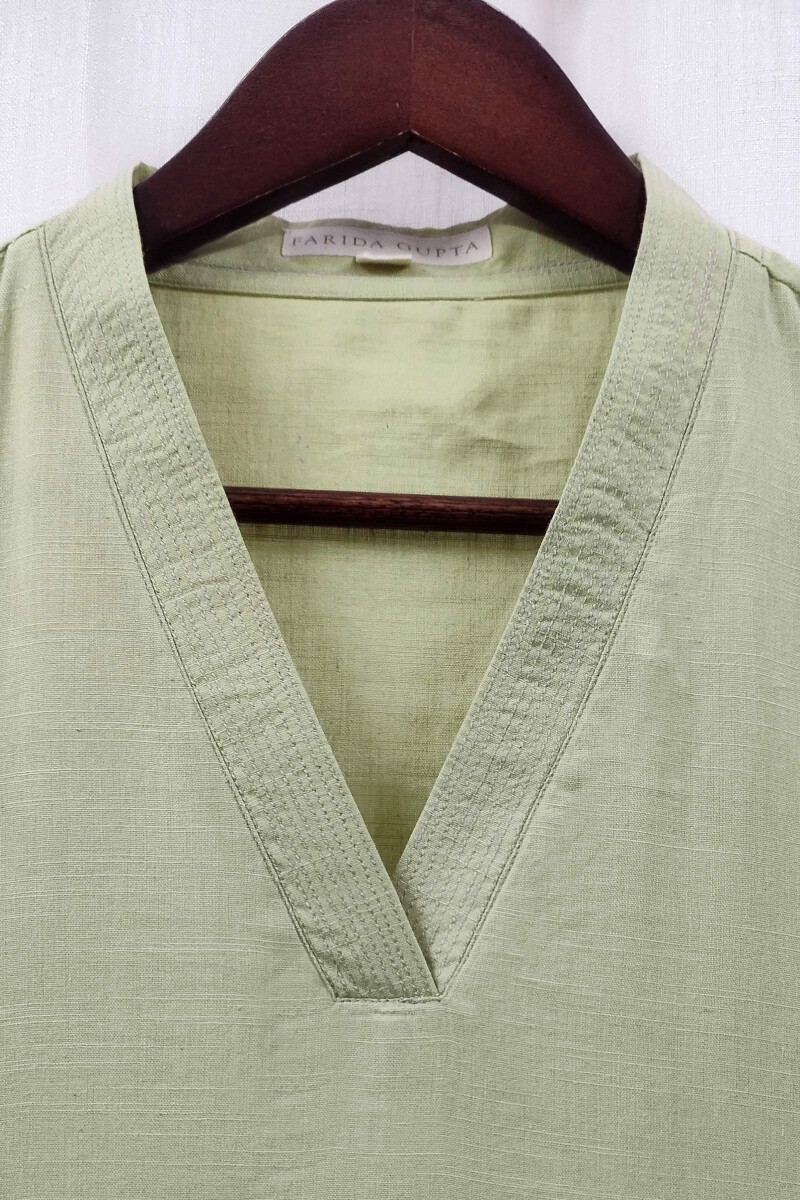 Light Green Handcrafted Straight Handloom Cotton Kurta