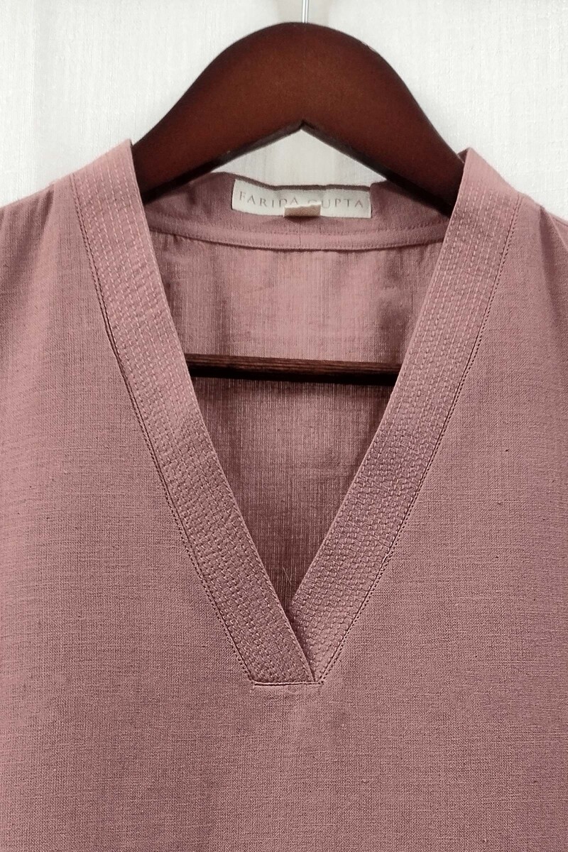 Pink Handcrafted Straight Handloom Cotton Kurta