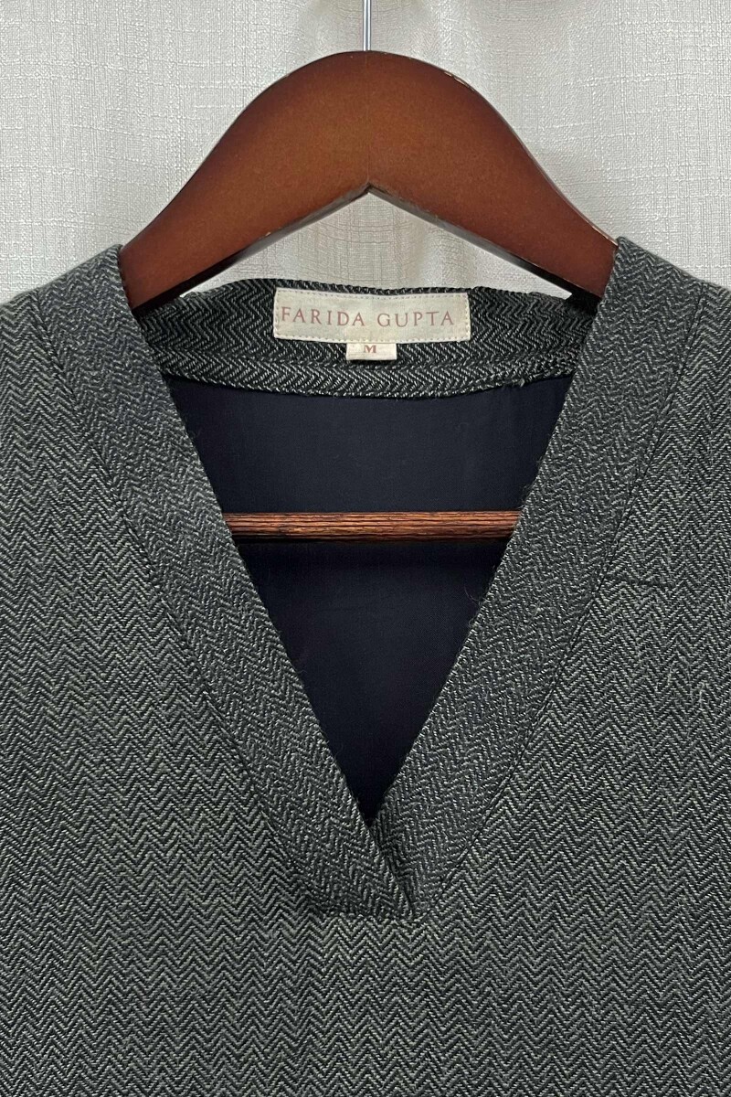 Black Handcrafted Straight Faux Wool Kurta