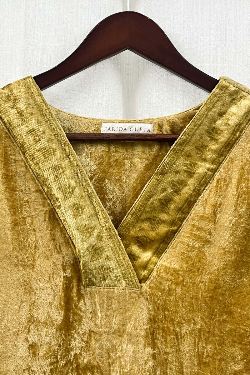 Golden Handcrafted Straight Velvet Kurta