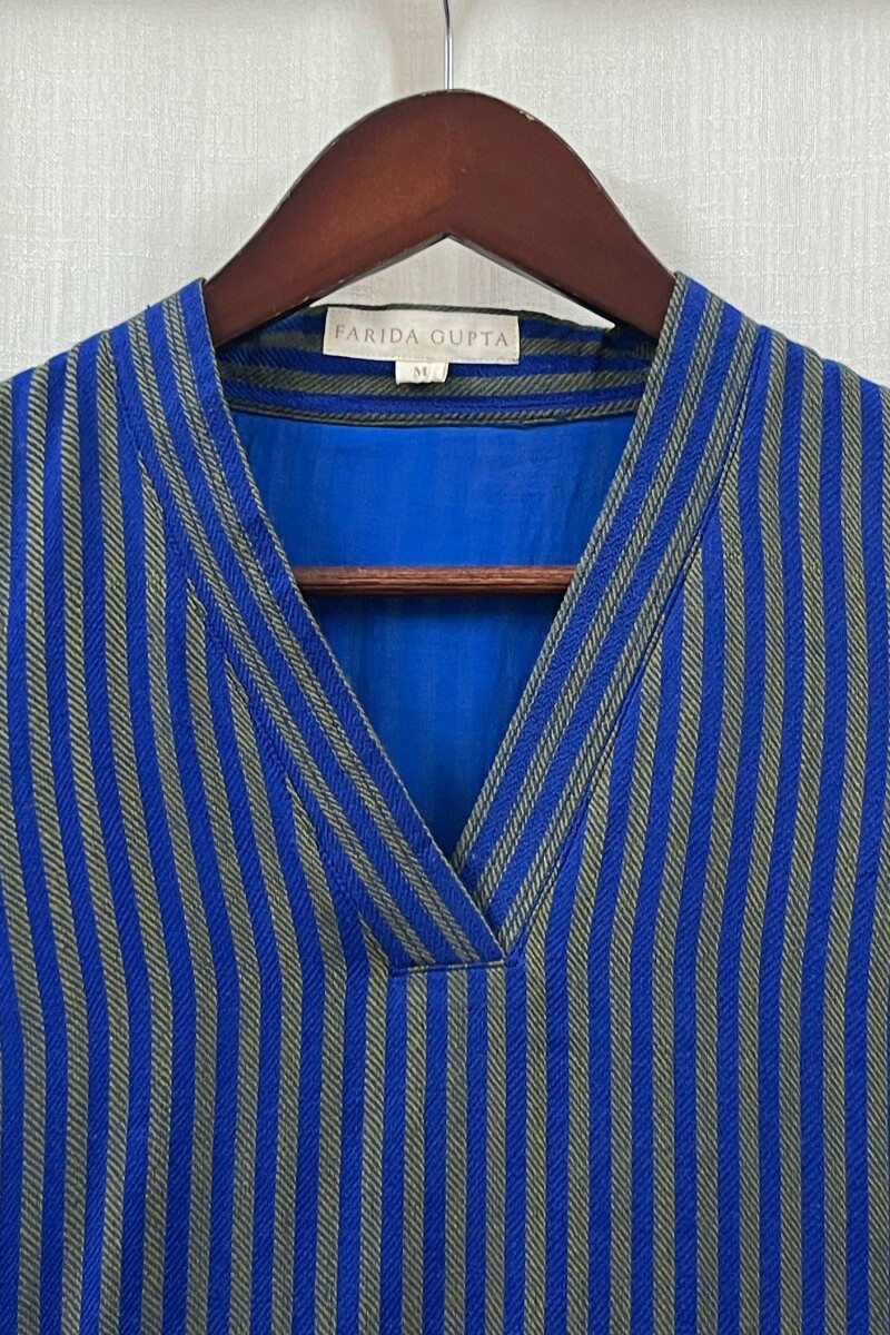 Blue Handcrafted Straight Faux Wool Kurta